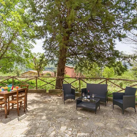 Lovely In With Kitchen Holiday home *